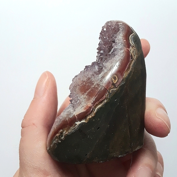 Rainbow Amethyst Cutbase - Picture 2 of 4